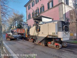 Viterbo - Viale Trieste, iniziata la fresatura