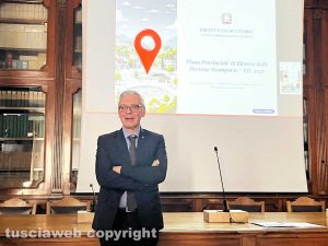 Viterbo - Il prefetto Sergio Pomponio presenta il nuovo Piano provinciale di ricerca delle persone scomparse