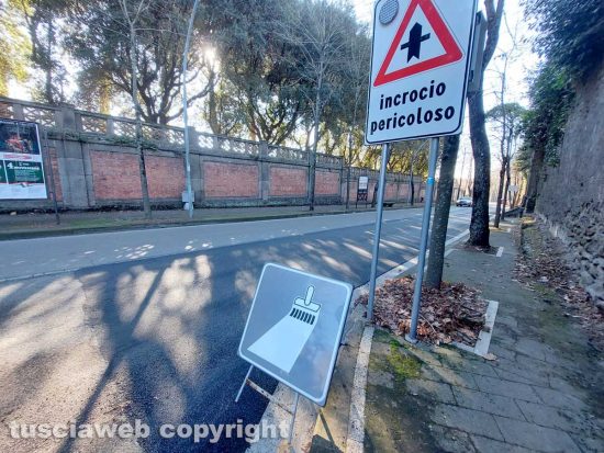 Viterbo - Viale Trieste asfaltata con quattro mesi di ritardo