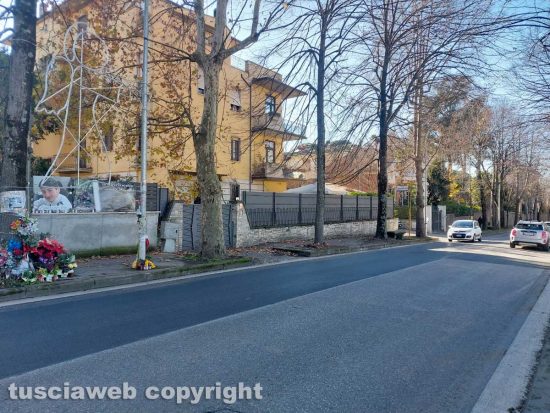 Viterbo - Viale Trieste asfaltata con quattro mesi di ritardo