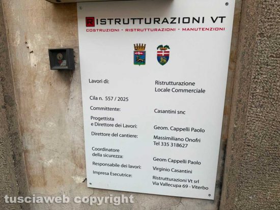 Viterbo - La nuova sede della pasticceria Casantini in via Cairoli