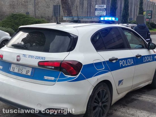 Viterbo - Pedone investito a piazzale Gramsci