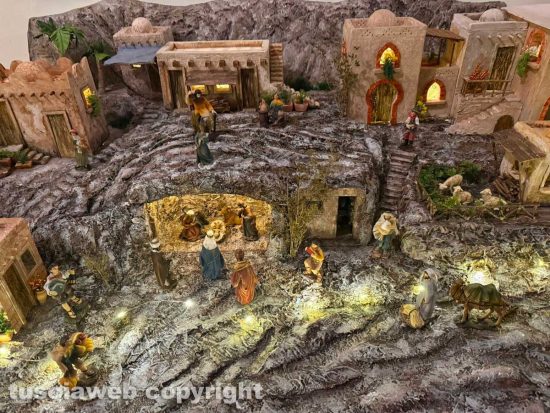 A Santa Maria della Quercia fino al 6 gennaio la mostra dei 100 presepi