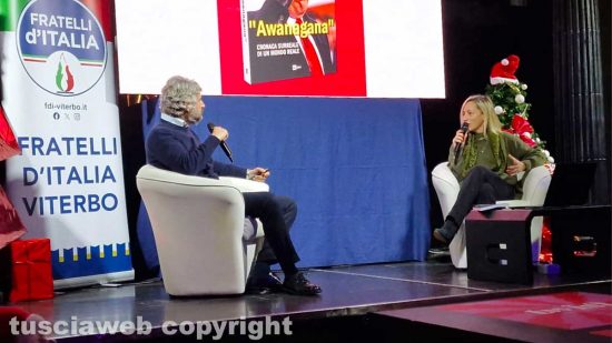 FdI brinda al Natale con il libro “Awanagana” di Federico Palmaroli