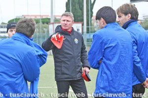 Civitavecchia - Roberto Macaluso con la squadra