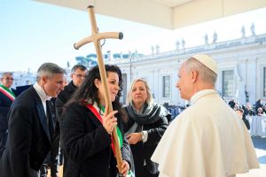Frontini e Croci da Papa Leone