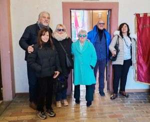 Tarquinia - Visitatori a palazzo Vipereschi con il consigliere Silvano Olmi