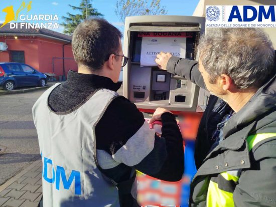 Guardia di finanza - Controlli a distributori di benzina