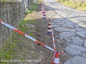 Montefiascone - Lo scavo sequestrato lungo la via Francigena in località Paoletti