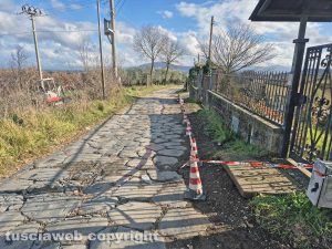Montefiascone - Lo scavo sequestrato lungo la via Francigena in località Paoletti
