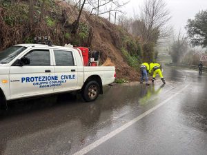 Frana a Bagnoregio, intervento di polizia locale e protezione civile