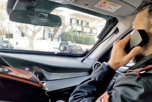 Carabinieri impegnati nei controlli - Foto di repertorio