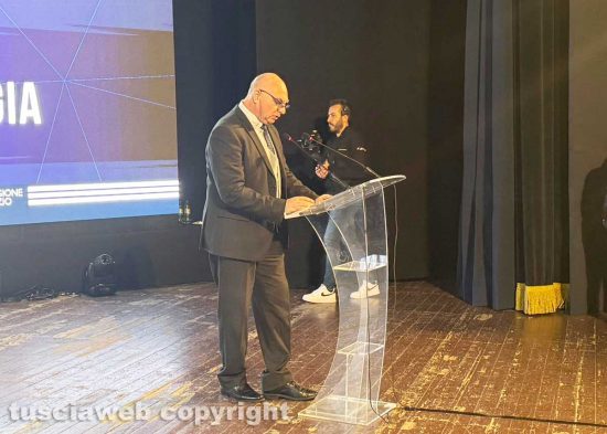 Viterbo - Teatro Unione - Stati generali della Asl - Giovanni Biancalana, direttore del distretto B e portavoce del dipartimento della funzione territoriale