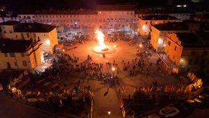 Monte Romano ha acceso il primo focarone