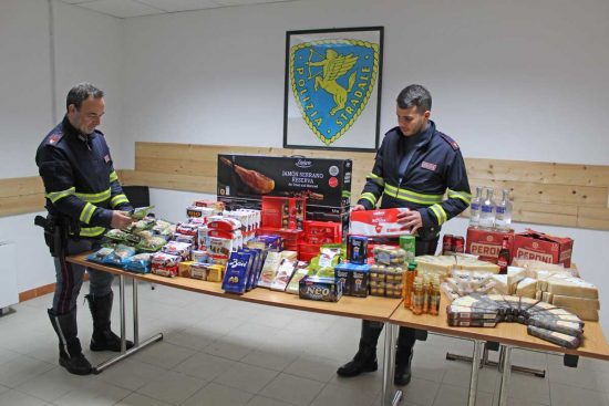 Orte - I generi alimentari sequestrati