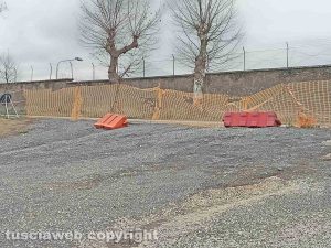 Viterbo - Ingresso al parcheggio delle Piscine Carletti