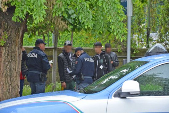 Viterbo - Immigrazione - I controlli della polizia 