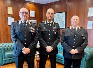 Al centro il colonnello Alfredo Antro con Alessandro Bozza e Benedetto Bruziches