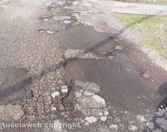 Viterbo - Le condizioni di Strada Costa Volpara