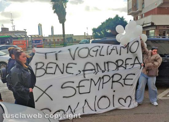Civitavecchia - Il funerale di Andrea Minervino
