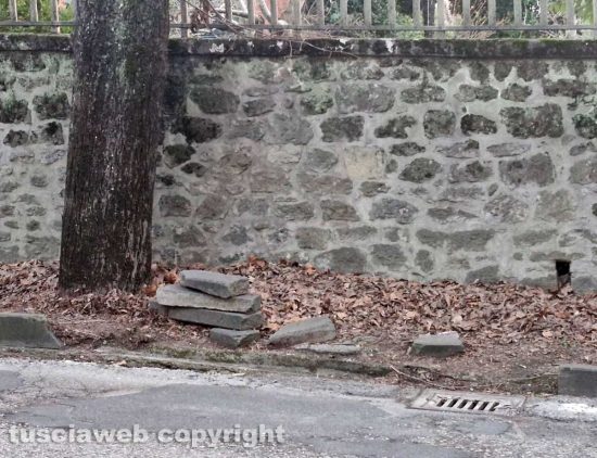 Viterbo - Il marciapiede alla Mazzetta