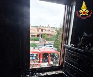 Intervento dei vigili del fuoco a Ladispoli