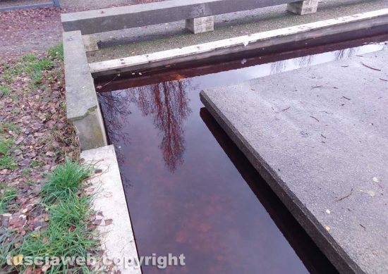 Viterbo - La fontana a valle Faul abbandonata
