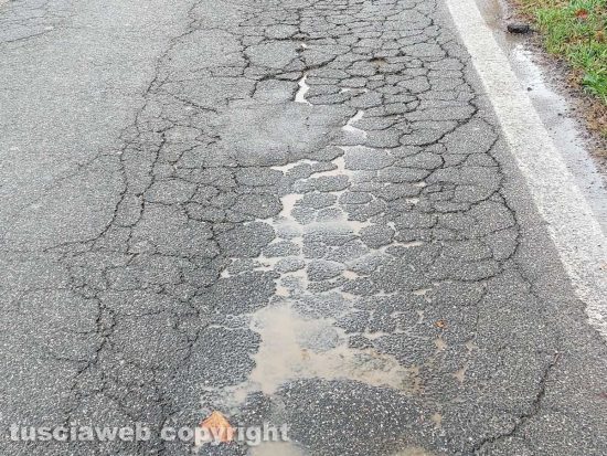 Viterbo - Le condizioni di strada Terme