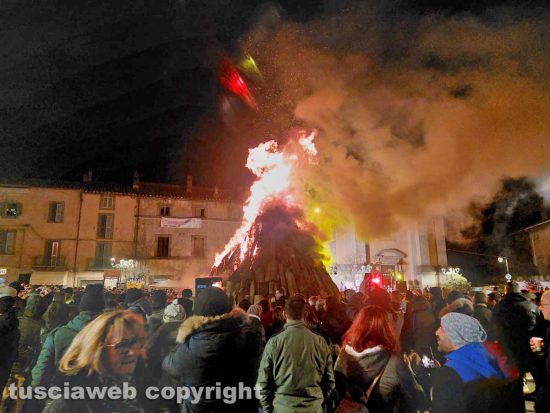 Bagnaia - Il focarone