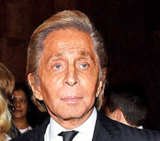 Lo stilista Valentino