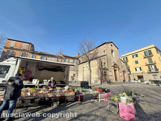 Viterbo - L'ultimo banco del mercato di San Faustino della famiglia Proietti