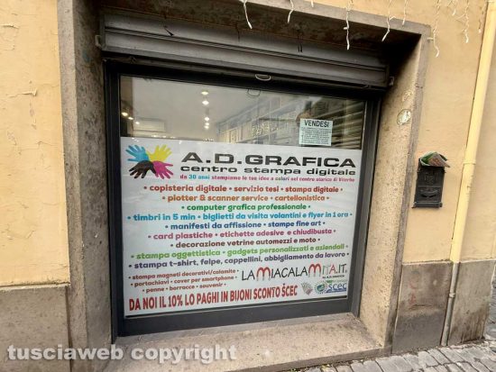 Viterbo - AD Grafica in via Mazzini