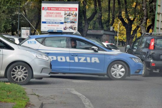 Viterbo - Un'auto della polizia 