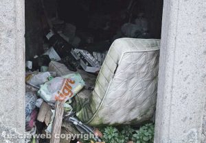 Viterbo - Discarica in via delle Caprarecce