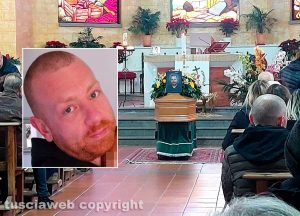 Viterbo - Il funerale di Claudio Valentini - Nel riquadro Claudio Valentini