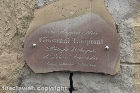 Valfabbrica - Il monumento in ricordo del Maggiore Pilota Giovanni Tempioni