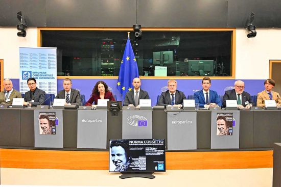 Bruxelles - Il parlamento europeo ricorda Norma Crossetto