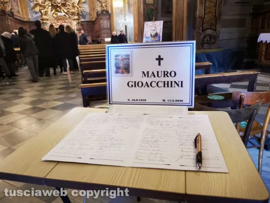 Grotte di Castro - Il funerale di Mauro Gioacchini