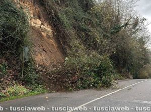 Bagnoregio - Sp 6 chiusa al traffico - Intervento della polizia locale