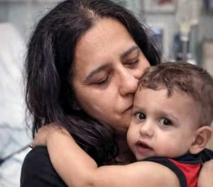 Domenico Caliendo con la madre Patrizia Mercolino