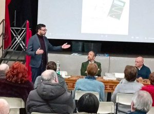 Bolsena - La presentazione del libro "Economia e Ambiente" di Stefano Bellito - Il sindaco Andrea Di Sorte