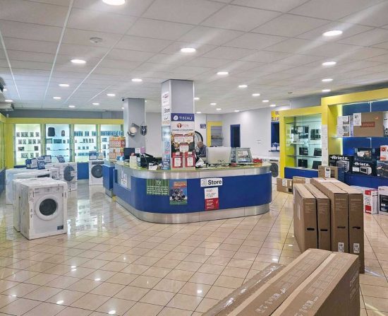 Il negozio di telefonia Bernabei