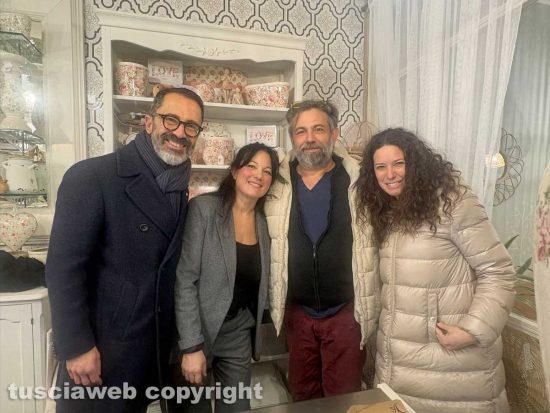 Viterbo - La pasticceria dei nonni di Casantini - L'inaugurazione - Andrea De Simone, Katia Casantini, Virginio Casantini e Antonella Sberna