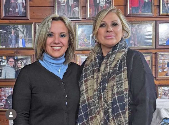 Tina Cipollari alla baita La Faggeta