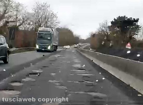 Orte - Crateri sulla superstrada Viterbo-Orte