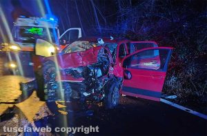 Ronciglione - Grave incidente su strada Valle di Vico, tre feriti