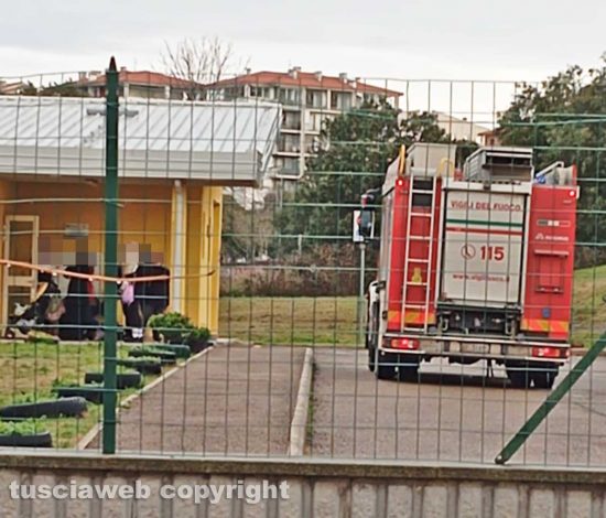Viterbo - Vigili del fuoco all'asilo nido di Santa Barbara