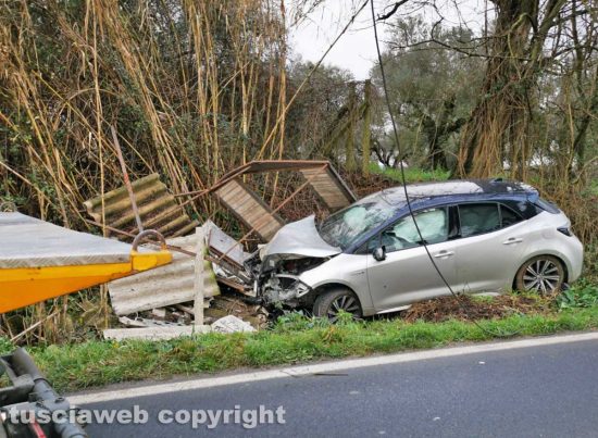 Marta - Auto fuori strada sulla Verentana