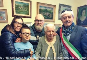 Capodimonte - Qualberta Zampiglia compie 100 anni