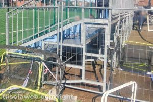Viterbo - Degrado al campo sportivo al Pilastro